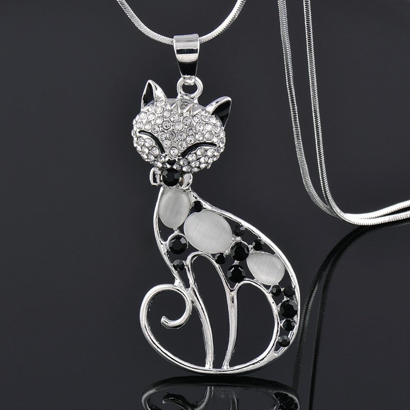 Cat Necklace in Silver with Zirconia