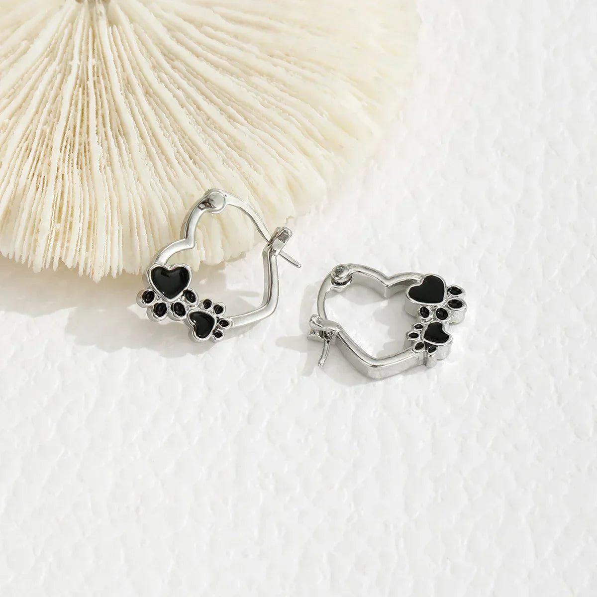 Heart-Paw Hoops – Silver Animal Motif Earrings with Black Enamel Design