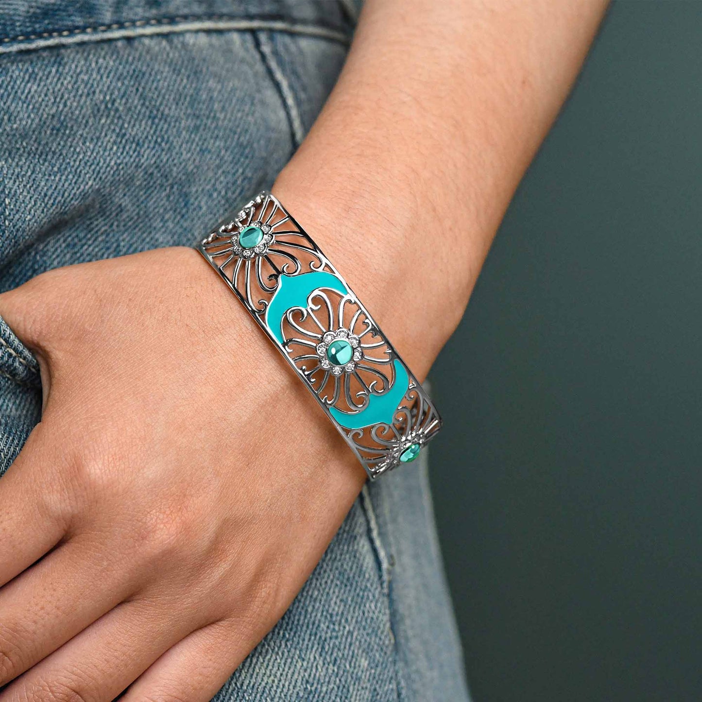 Prairie Flower Cuff Bracelet - Aquamarine